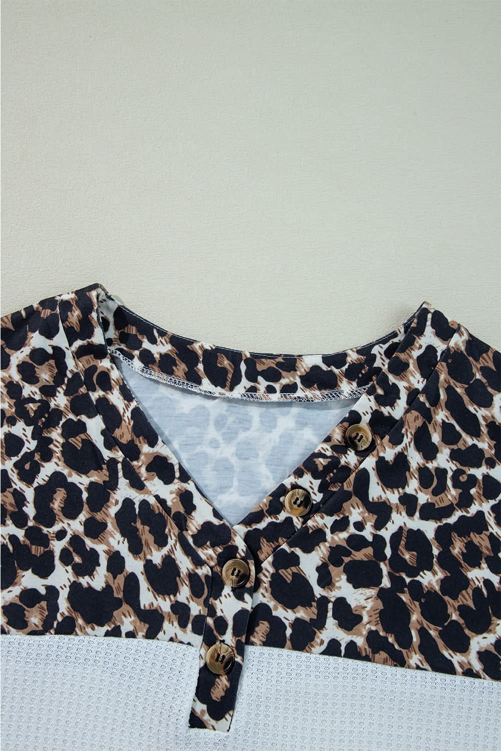 White leopard v-neck knit top - Love Salve